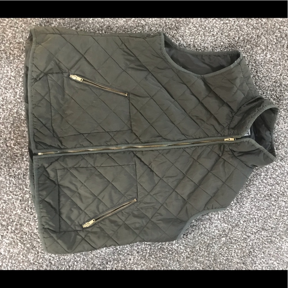 Army green quilted vest